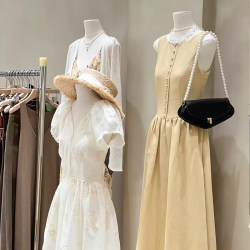十三行原版扁身平胸半全身人偶模特道具女装橱窗服装店模特展示架